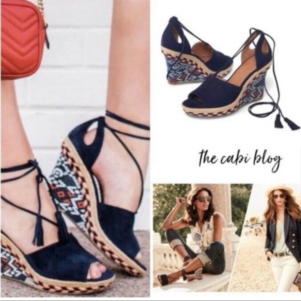 Cabi Isla Suede Espadrille
Wedges Sandals- Navy, Size
US 7